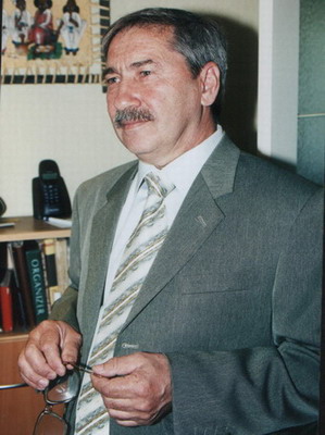Виктор Круткин, профессор УдГУ, доктор философских наук, специалист по истории кино (Ижевск).